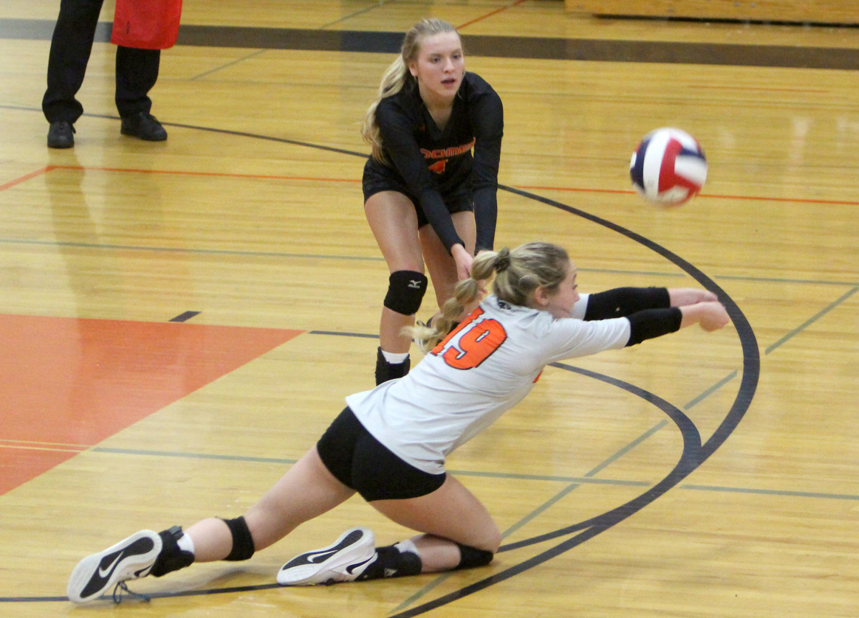 Colfax at Bloomer volleyball 10-8-19